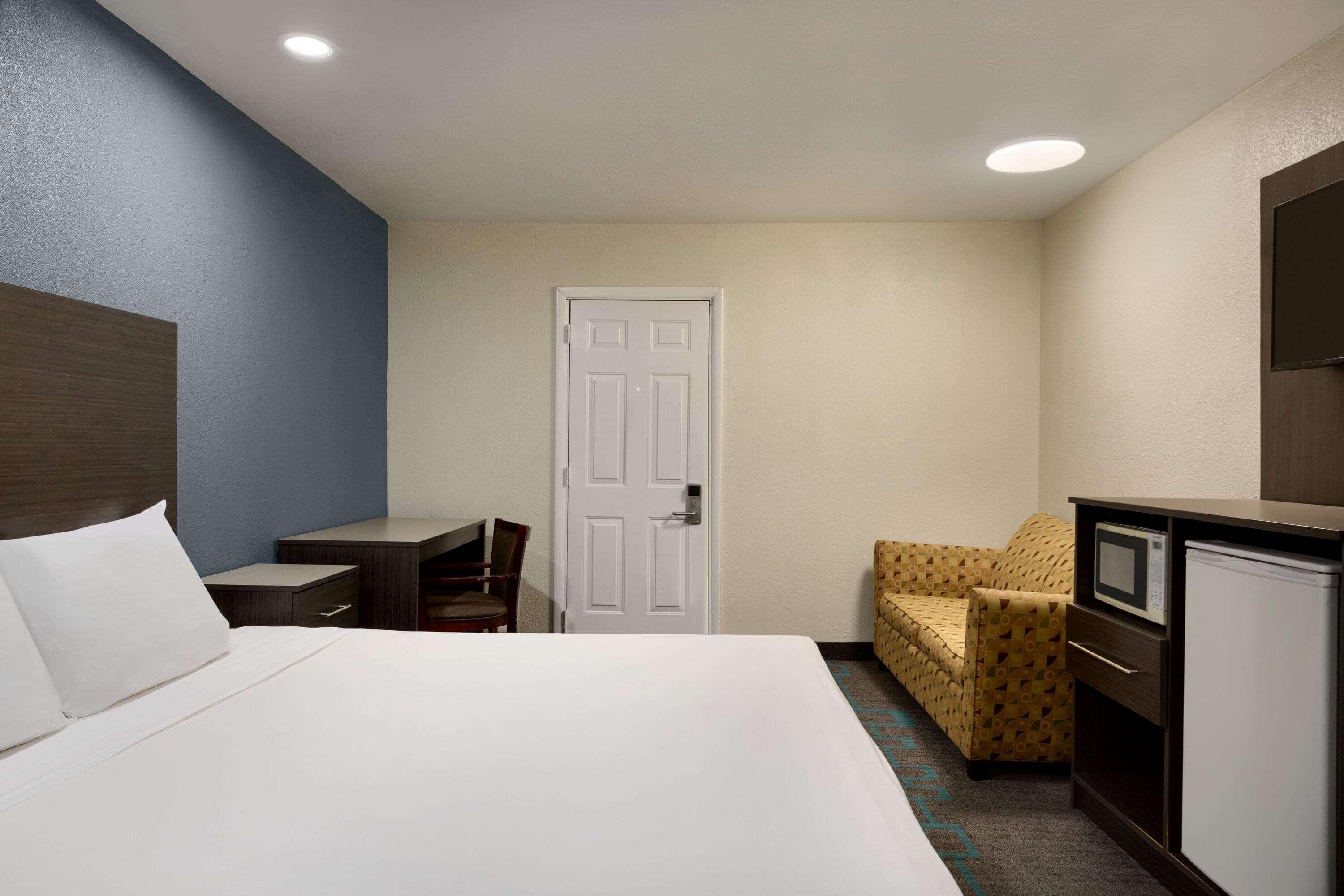 Days Inn By Wyndham Lawton Exterior photo